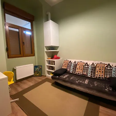 Apartment Centre